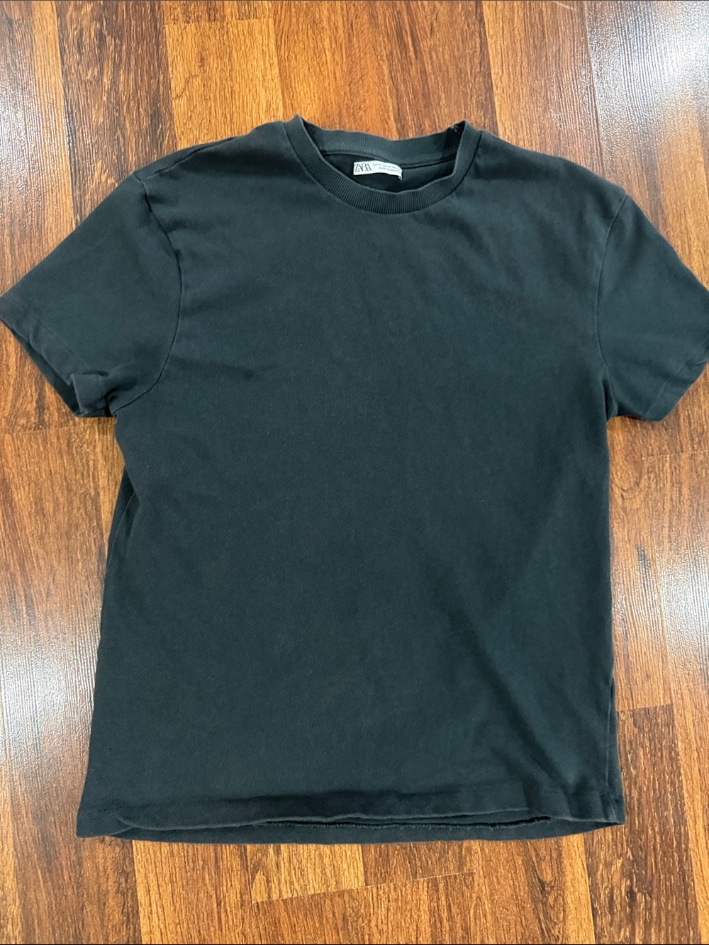 Classic Hunter Green Crewneck Men's T-Shirt size Medium